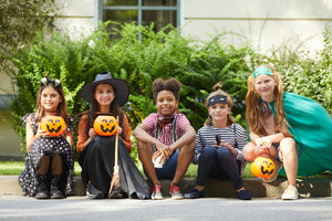 5 Trick-or-Treating Safety Tips for Parents and Children